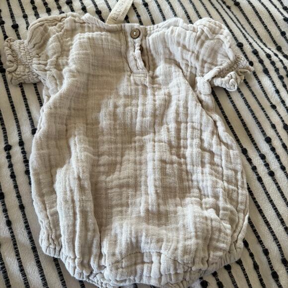 ILLOURA | 100% Cotton Biscuit Short Sleeve Double Gauze Romper 00 / 3-6 Months - Picture 4 of 4